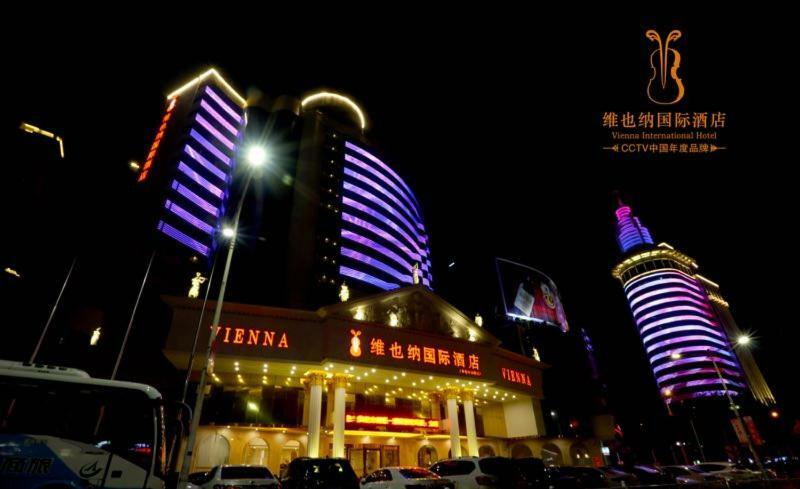 Vienna International Hotel Fenghua Zhongshan Road Exterior photo